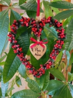 Corazón Navideño Personalizado con Nombre Pirograbado